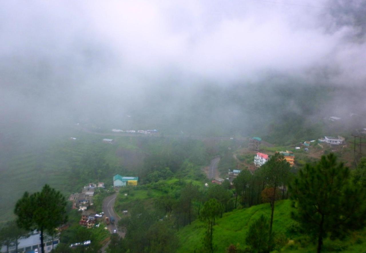Hotel Tip Top Солан Экстерьер фото